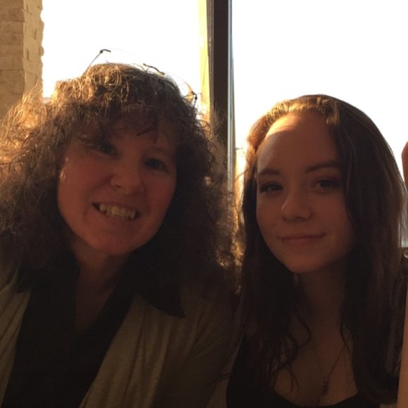 Meet your Posher, Wendy - Picture 1 of 1